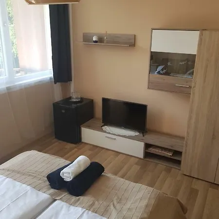 Bereny Panzio 3* Балатонберень